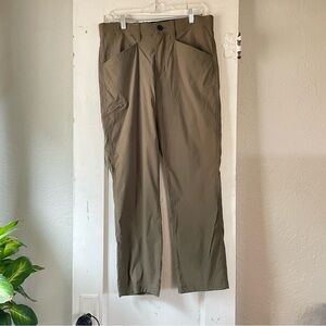 Orvis Men's Khaki Cargo Pants 32x30